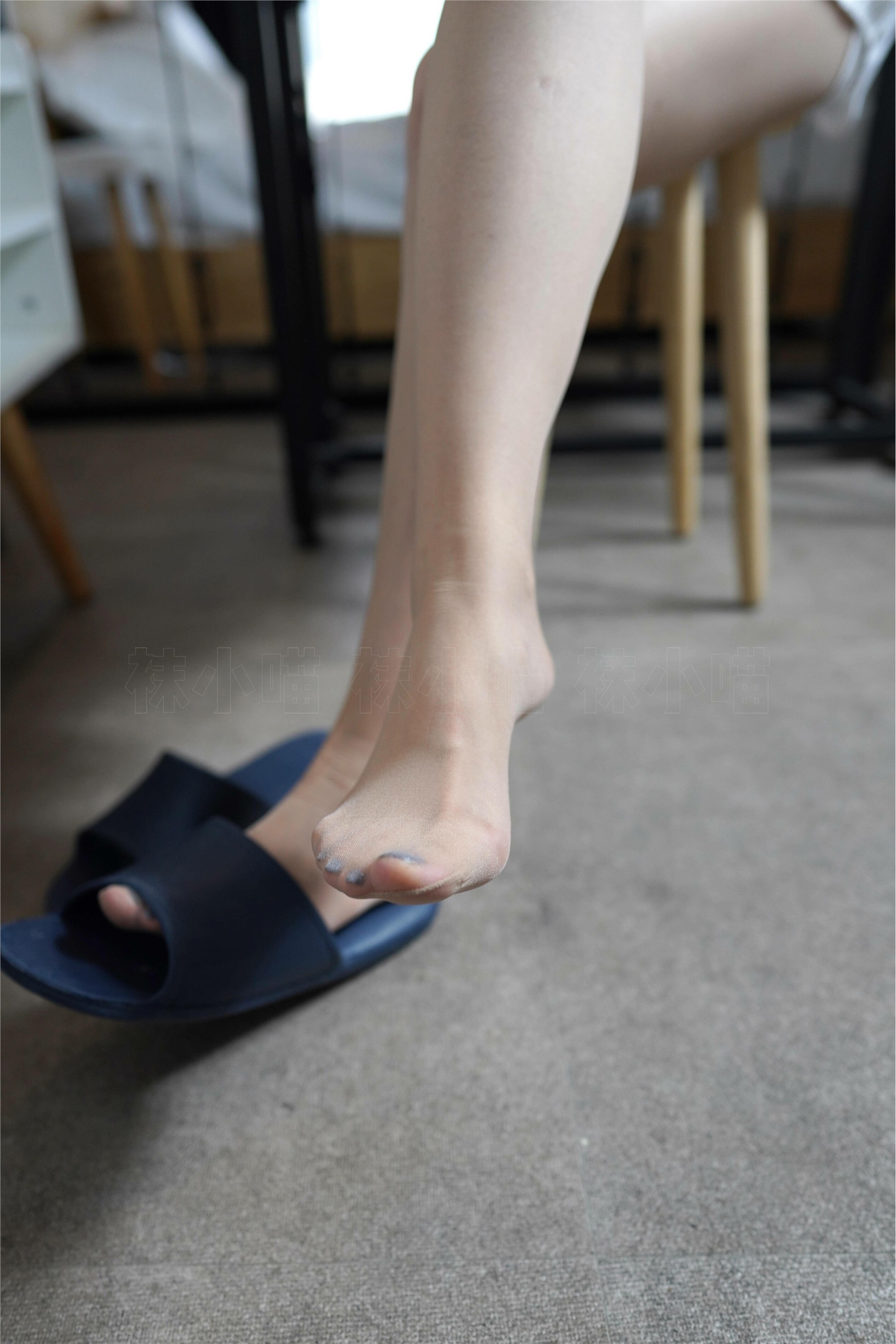 kittyWawa袜小喵  KT247 同事帮我修电视：上